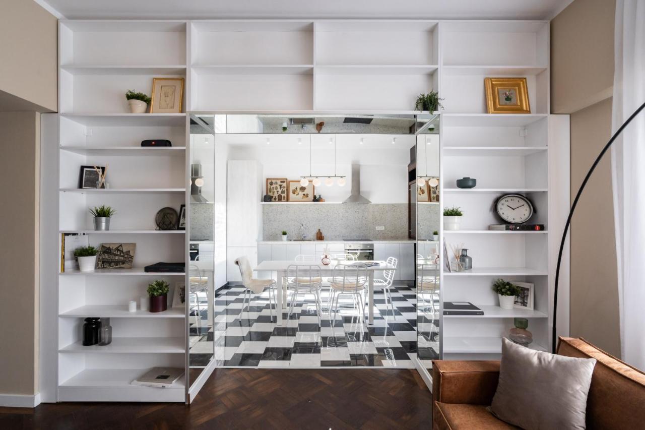 Elegant Two Bedrooms Apartment Bukares Bagian luar foto